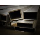 Alumínium zártszelvény 80x40x3 mm