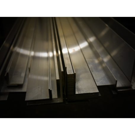 Alumínium L profil 60x20x2 mm