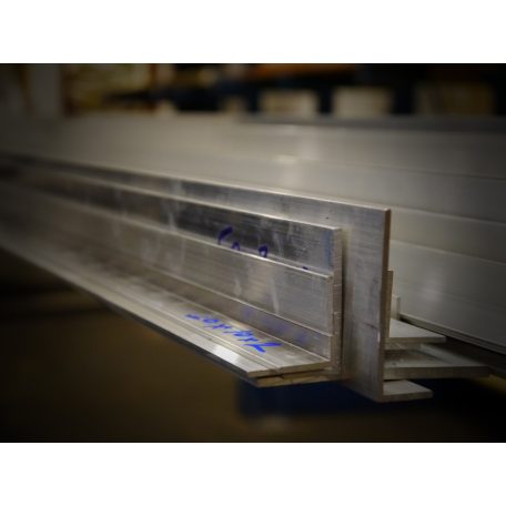 Alumínium L profil 80x20x2 mm
