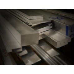 Alumínium 40x10 mm ÁRAMVEZETŐ laposrúd